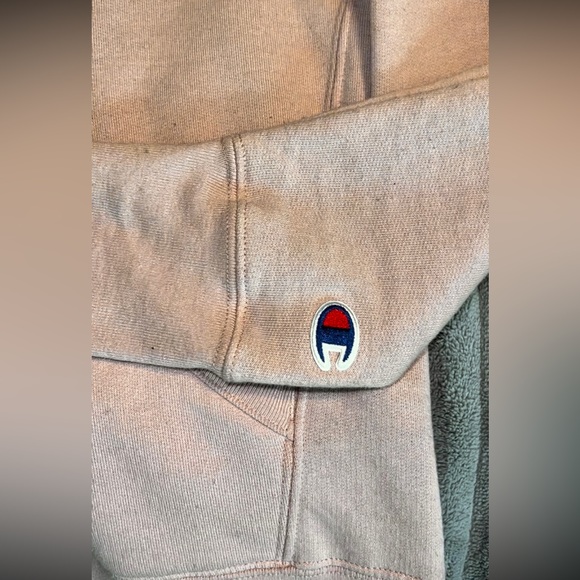 Champion hoodie in pink - Picture 6 of 6